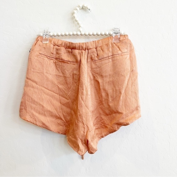 ASTR The Label Women's Rosabel Satin Tie-Front Shorts Coral Drawstring Small NWT - Picture 4 of 5